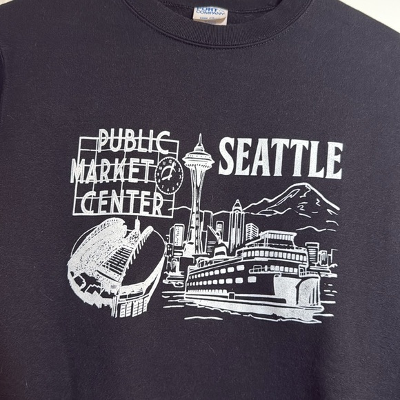 Gildan Black Crewneck Sweater with Seattle Graphic - Picture 3 of 3
